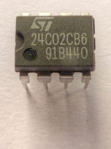 AT24C02_EEPROM_chip